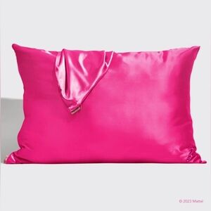 Kitsch x Barbie Satin Pillowcase Set